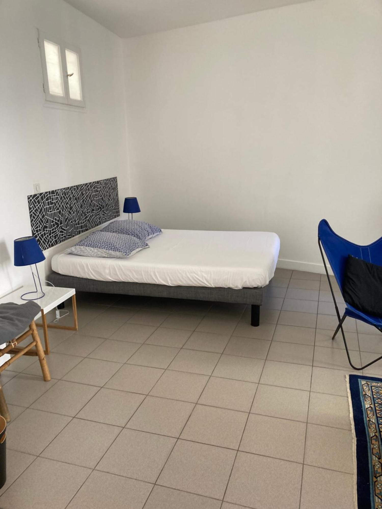 Bleu Apartment *